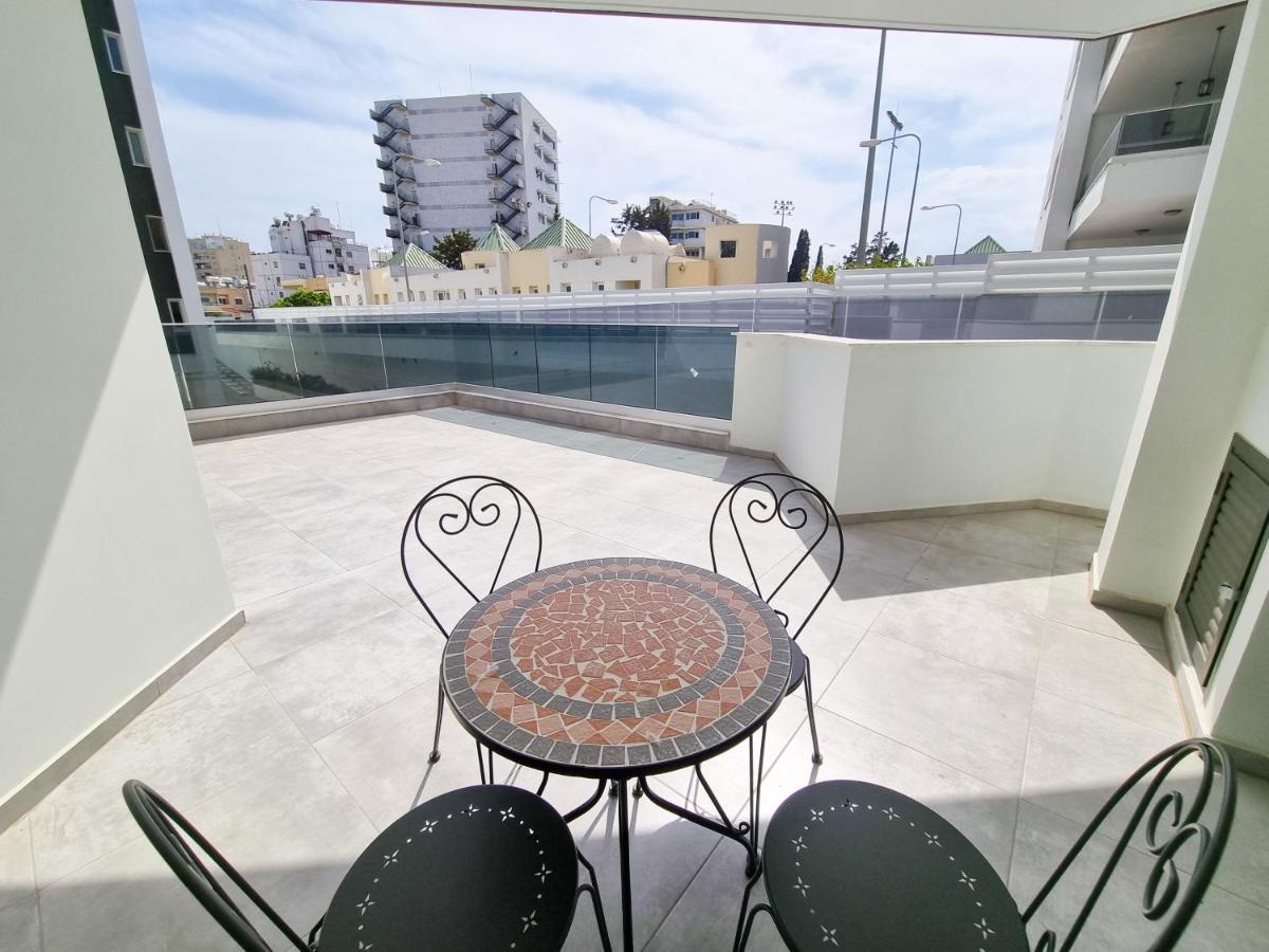 לרנקה Shades Of Blue Apartment מראה חיצוני תמונה